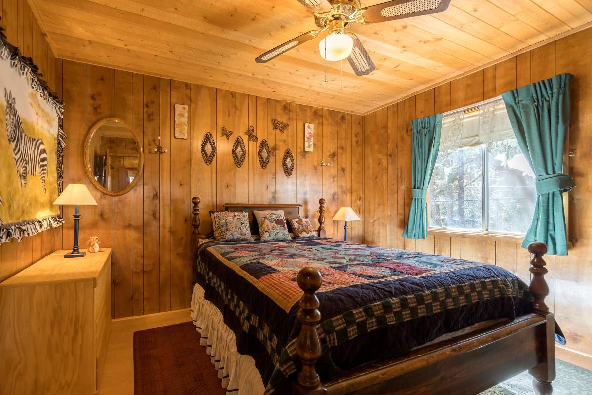 260 Highland Ln 260 Highland Ln