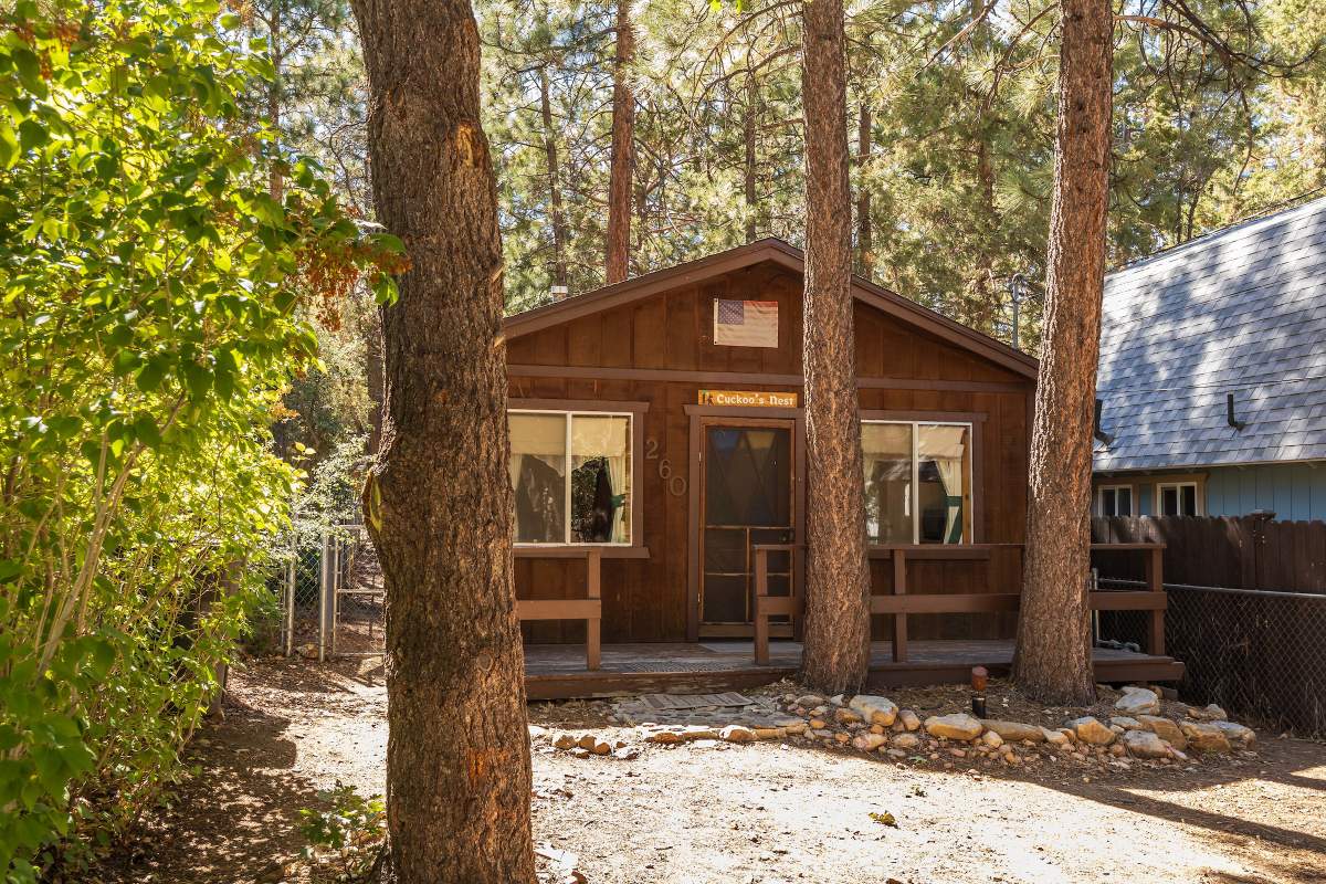 260 Highland Ln 260 Highland Ln