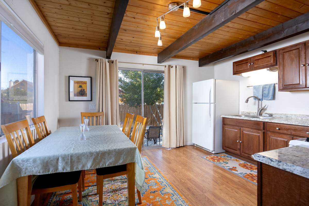 862 Spruce Ln 862 Spruce Ln