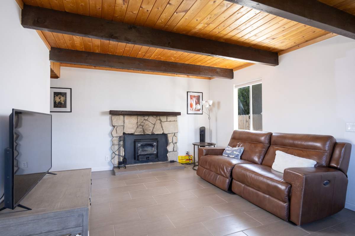 862 Spruce Ln 862 Spruce Ln