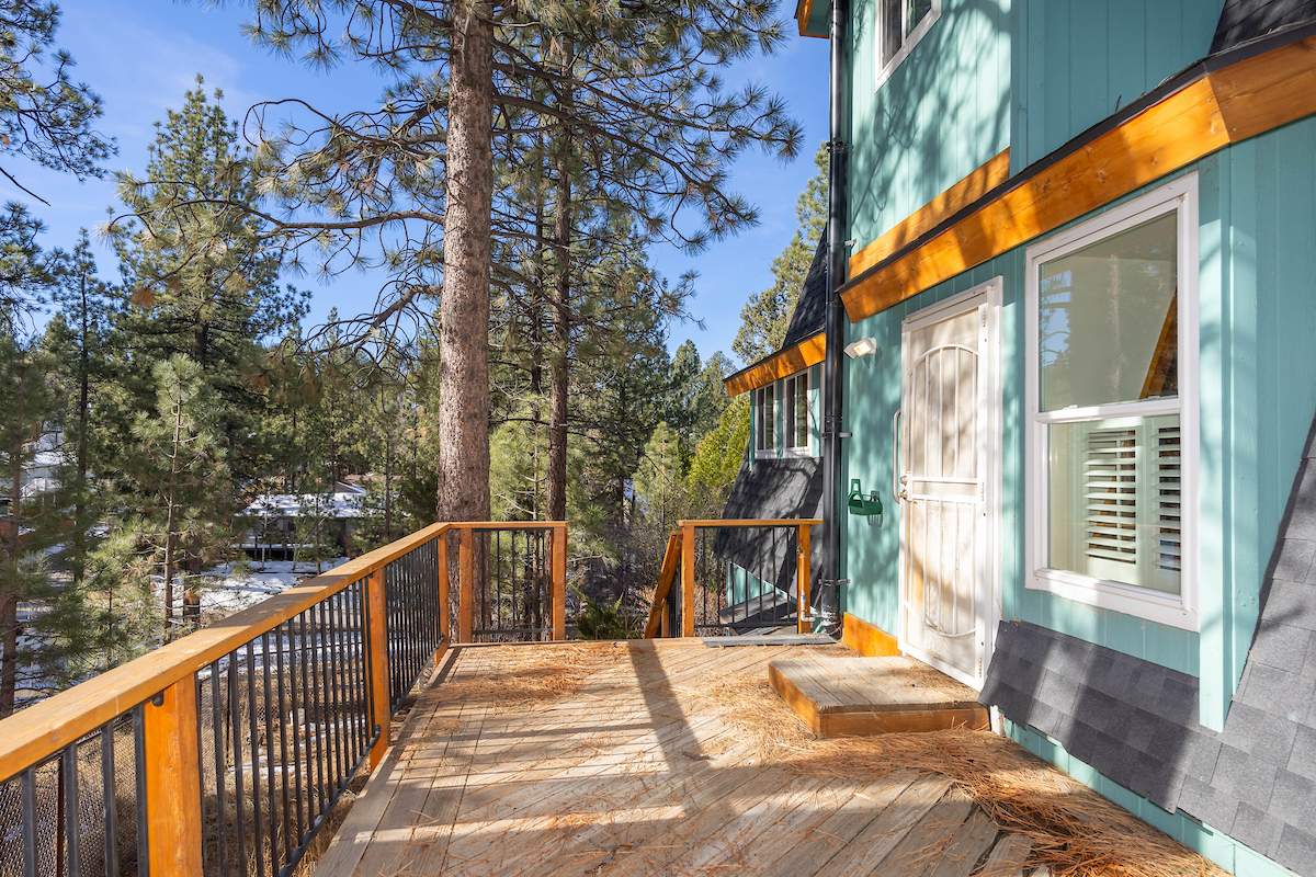 42413 Tioga Dr 42413 Tioga Dr