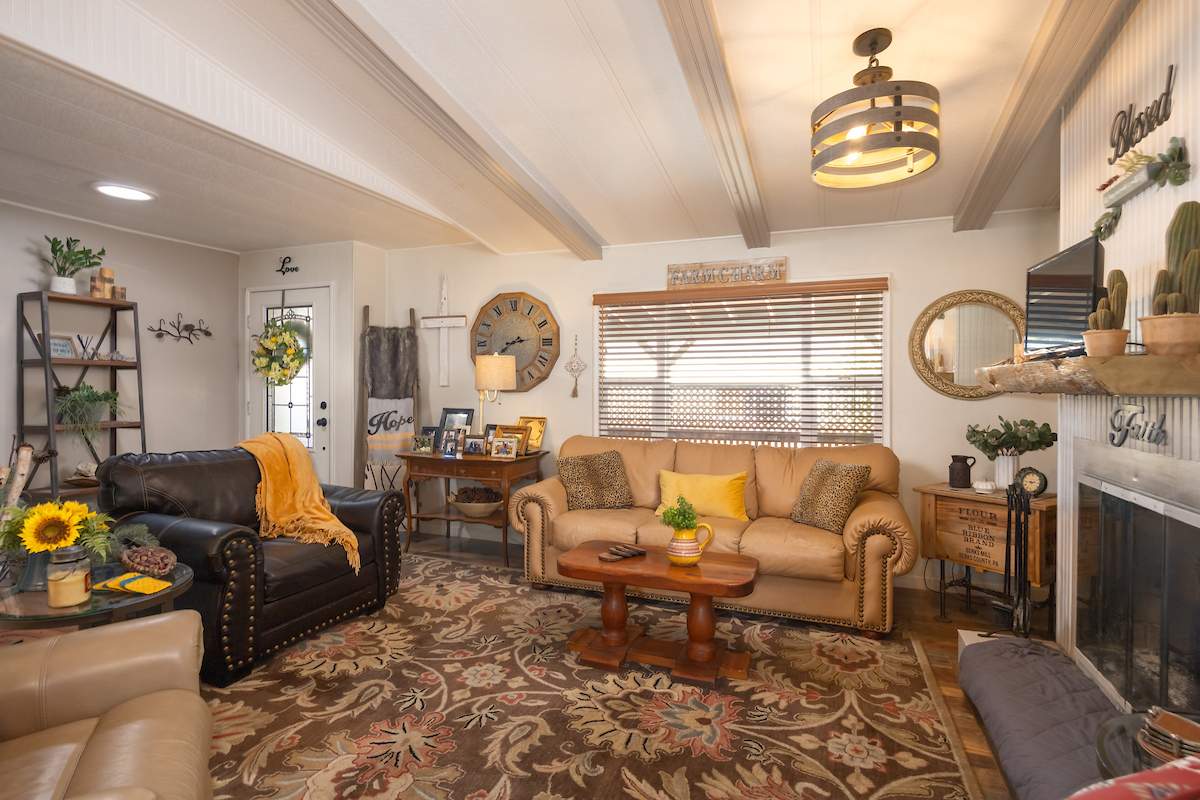 391 Montclair Dr #165 391 Montclair Dr #165