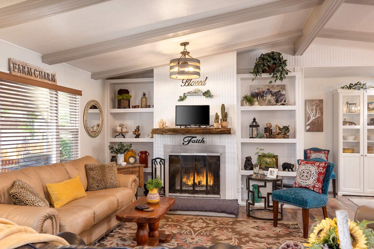 391 Montclair Dr #165 391 Montclair Dr #165