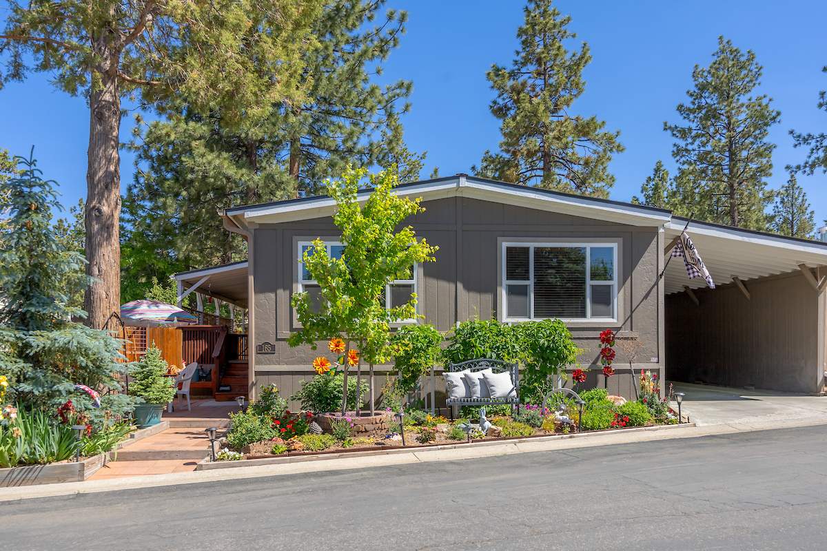 391 Montclair Dr #165 391 Montclair Dr #165