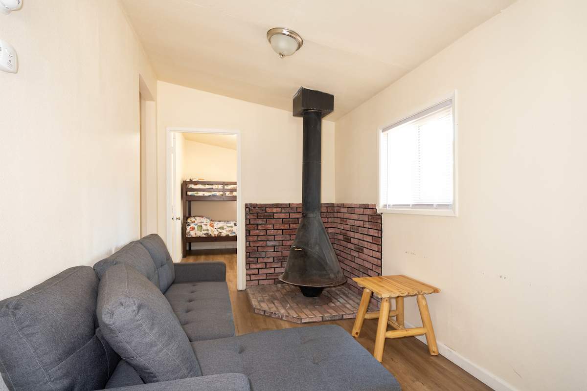 431 Highland Ln 431 Highland Ln