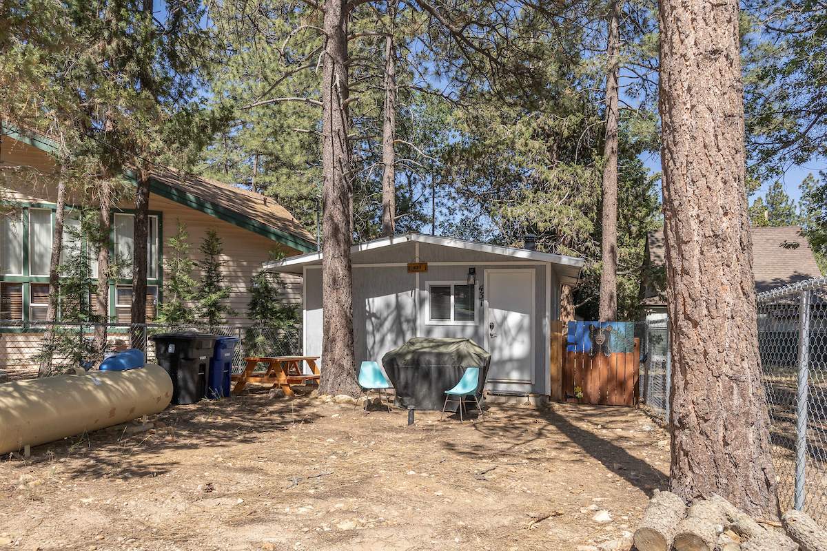 431 Highland Ln 431 Highland Ln