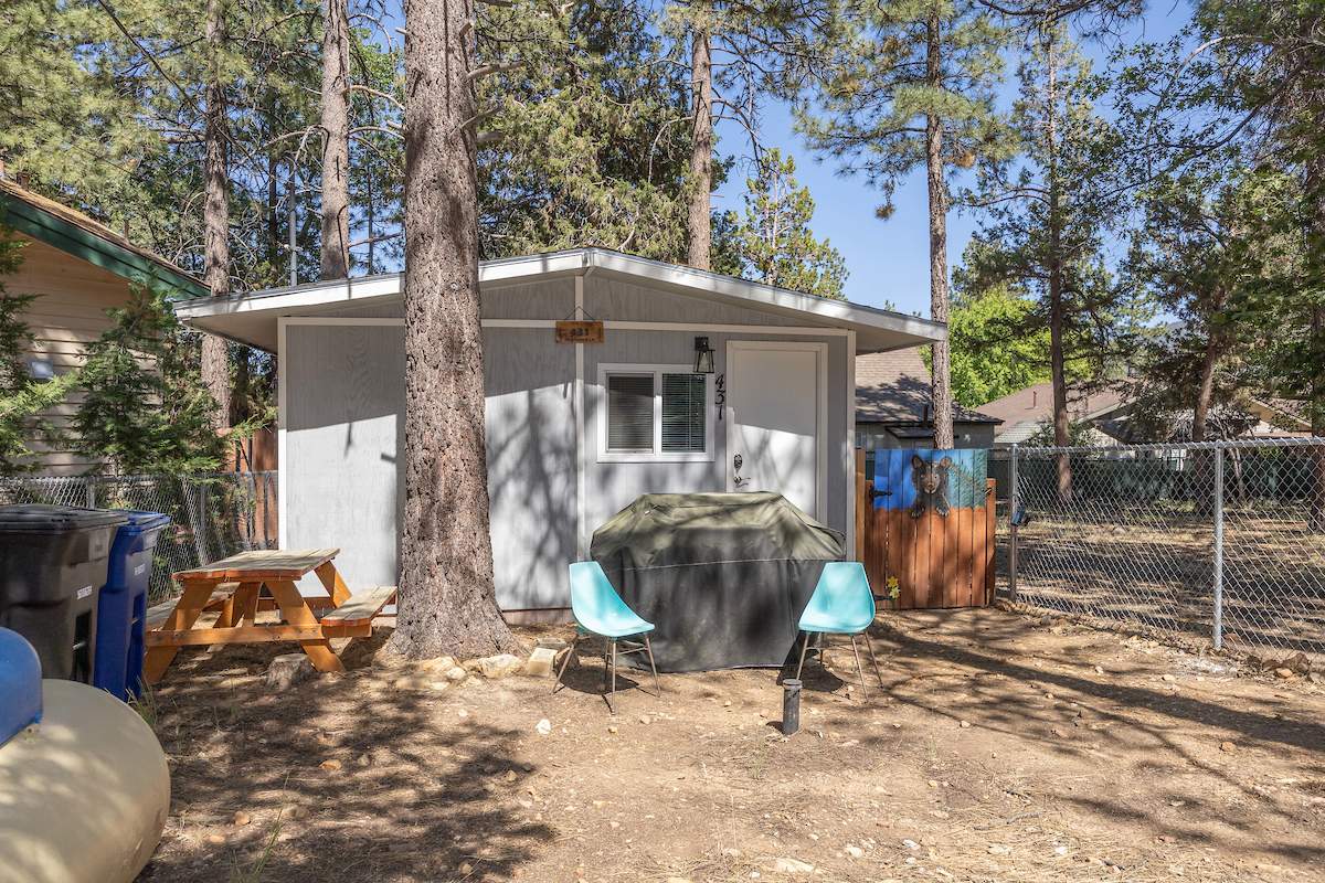 431 Highland Ln 431 Highland Ln