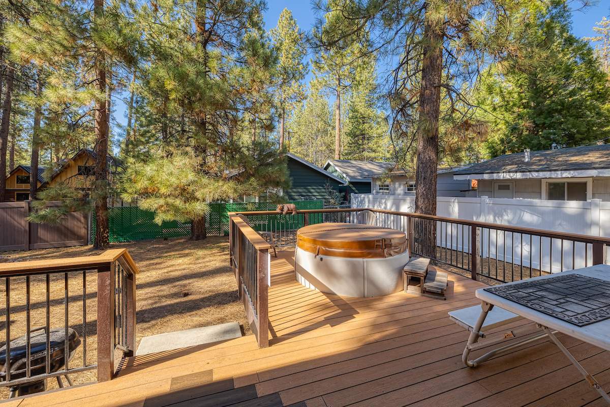 39212 Starview Ln 39212 Starview Ln