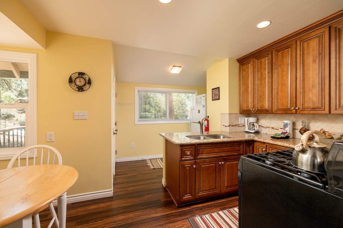 42769 Conifer Dr 42769 Conifer Dr