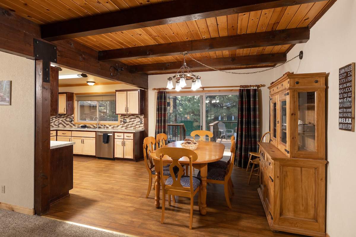 39212 Starview Ln 39212 Starview Ln