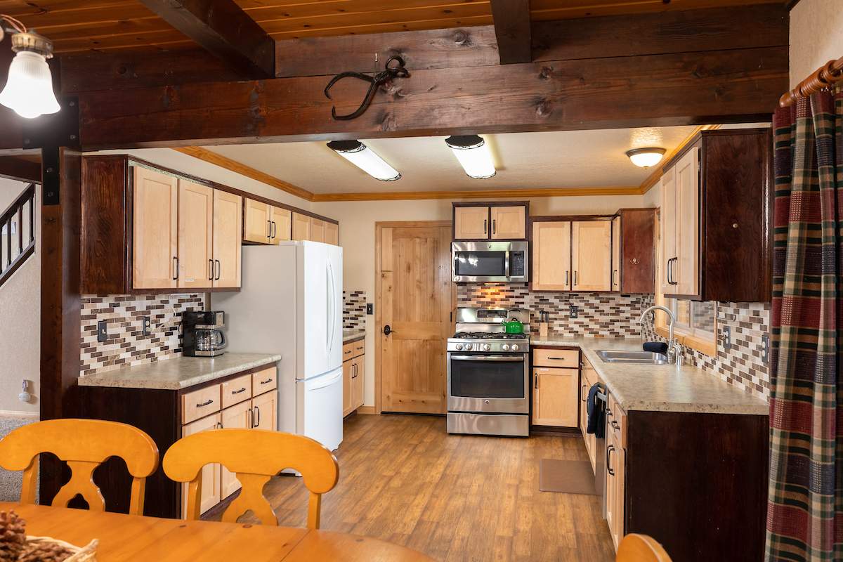 39212 Starview Ln 39212 Starview Ln