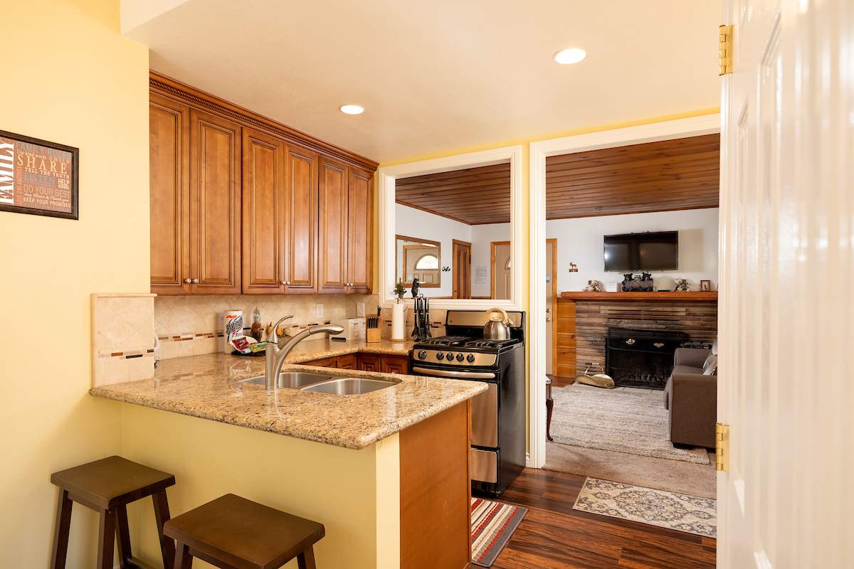 42769 Conifer Dr 42769 Conifer Dr