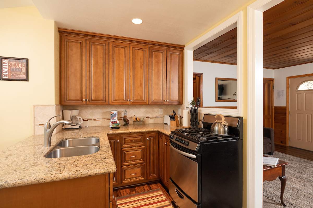 42769 Conifer Dr 42769 Conifer Dr