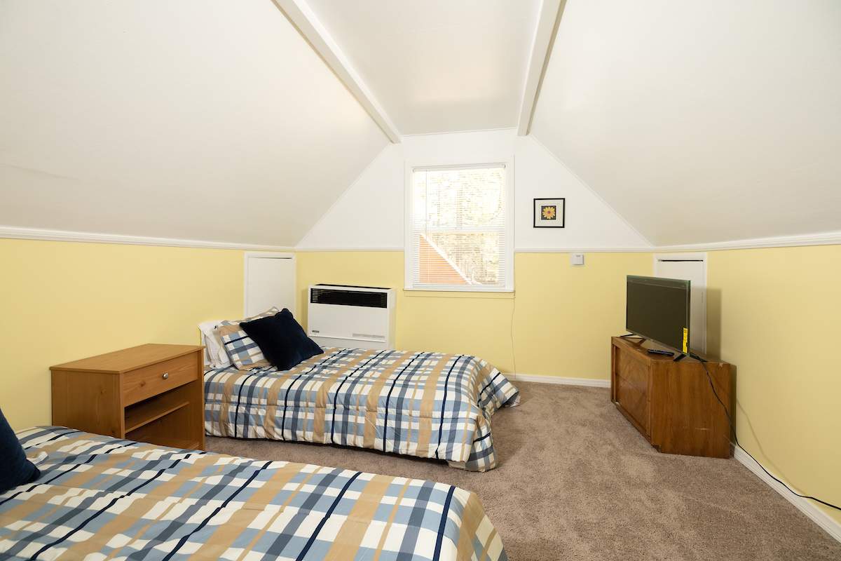 42769 Conifer Dr 42769 Conifer Dr