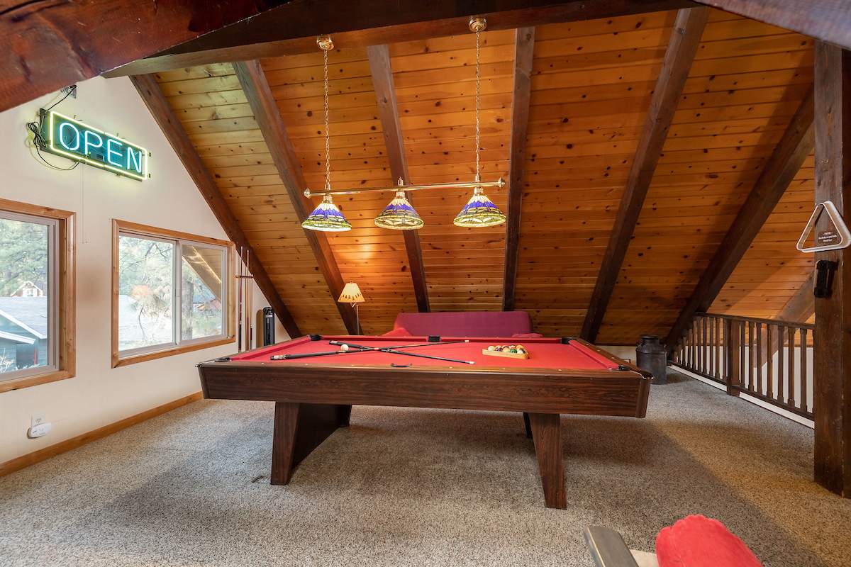 39212 Starview Ln 39212 Starview Ln