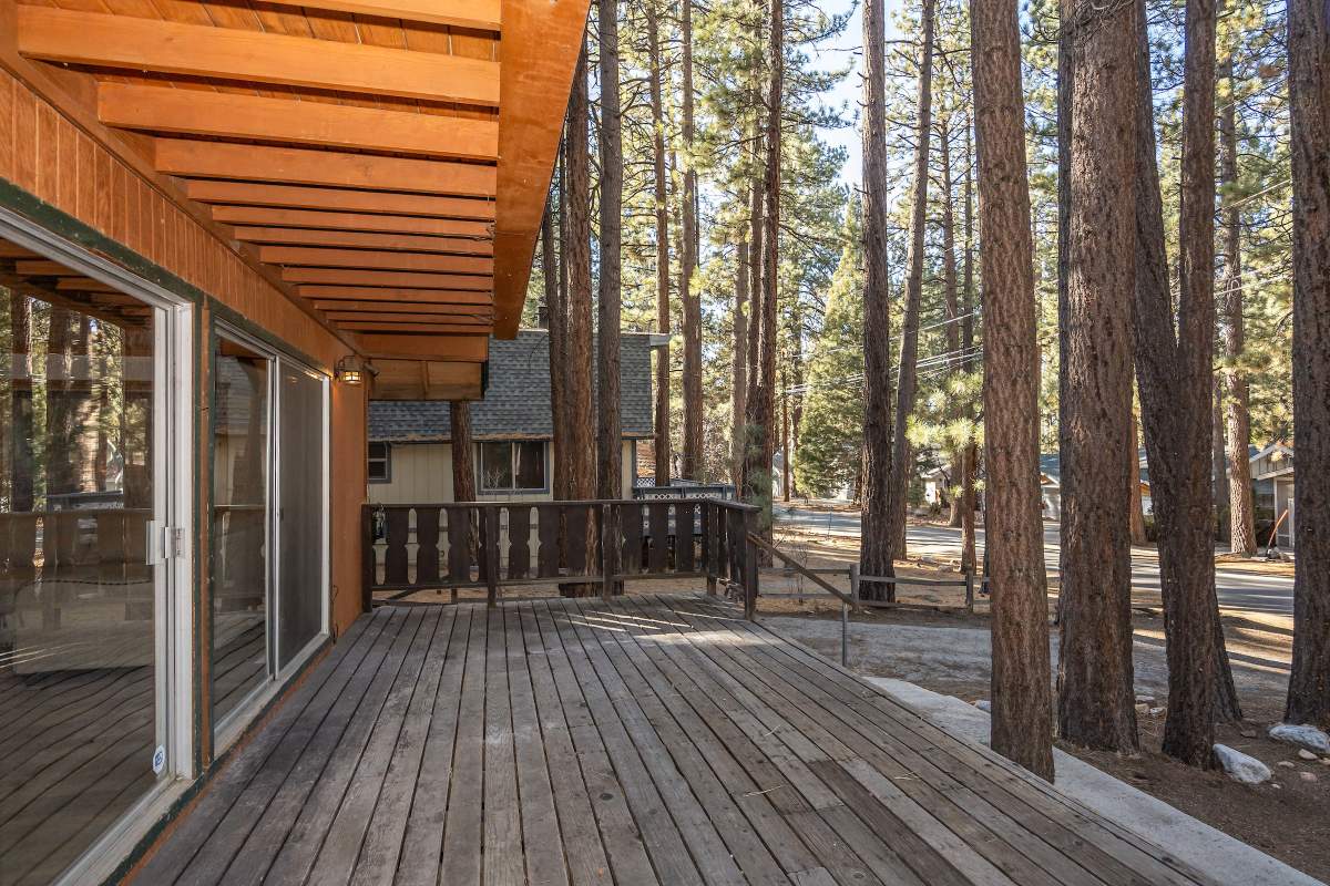 41603 Comstock Ln 41603 Comstock Ln