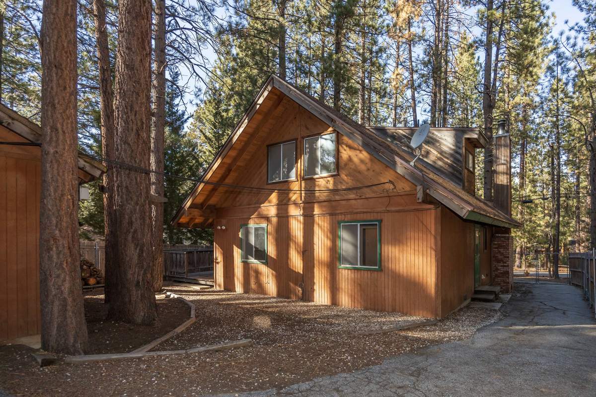 41603 Comstock Ln 41603 Comstock Ln