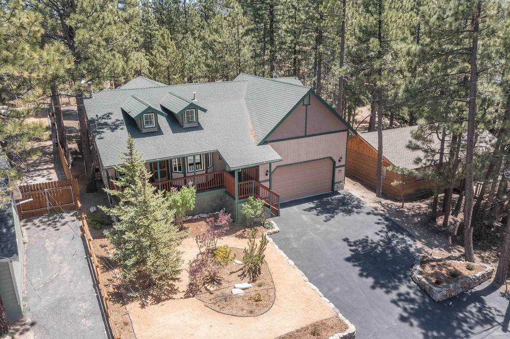 203 Knoll Rd 203 Knoll Rd